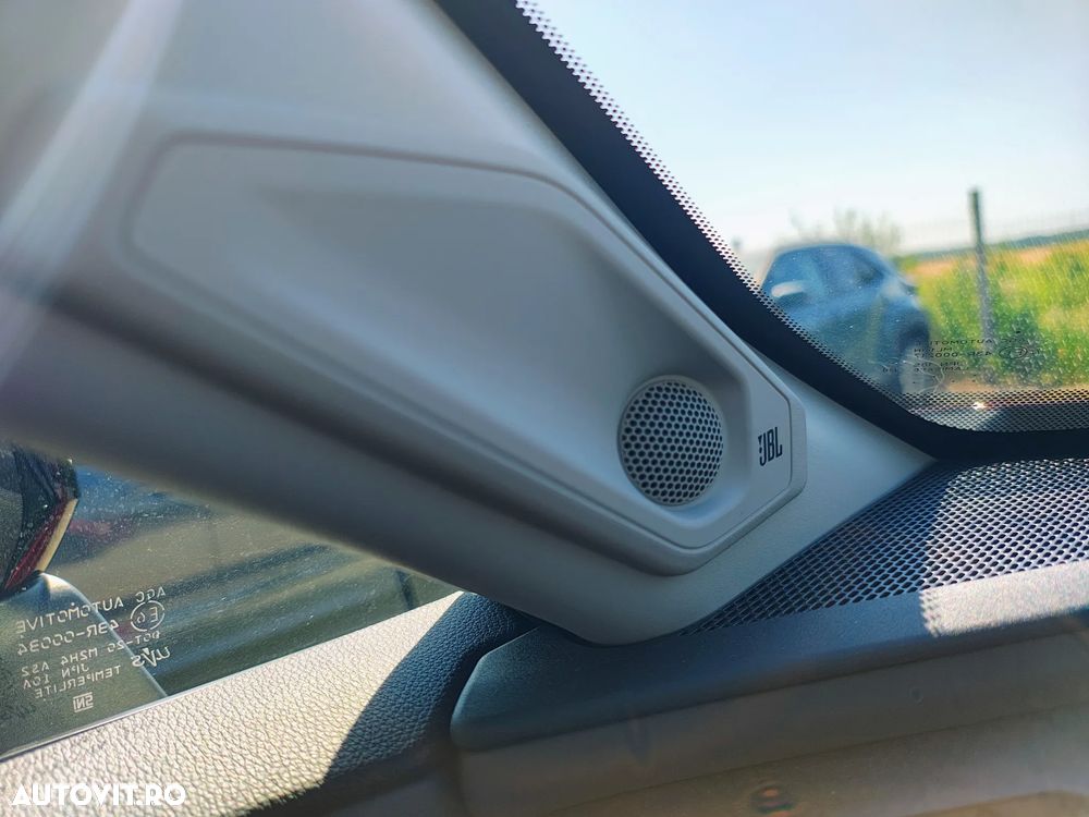 Toyota RAV4 - 10