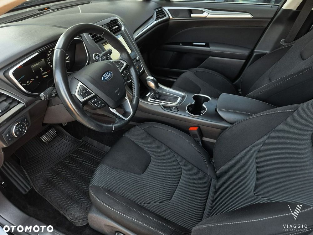 Ford Mondeo 2.0 EcoBlue Titanium - 32