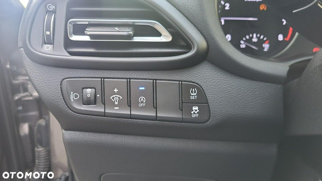 Hyundai i30 - 26