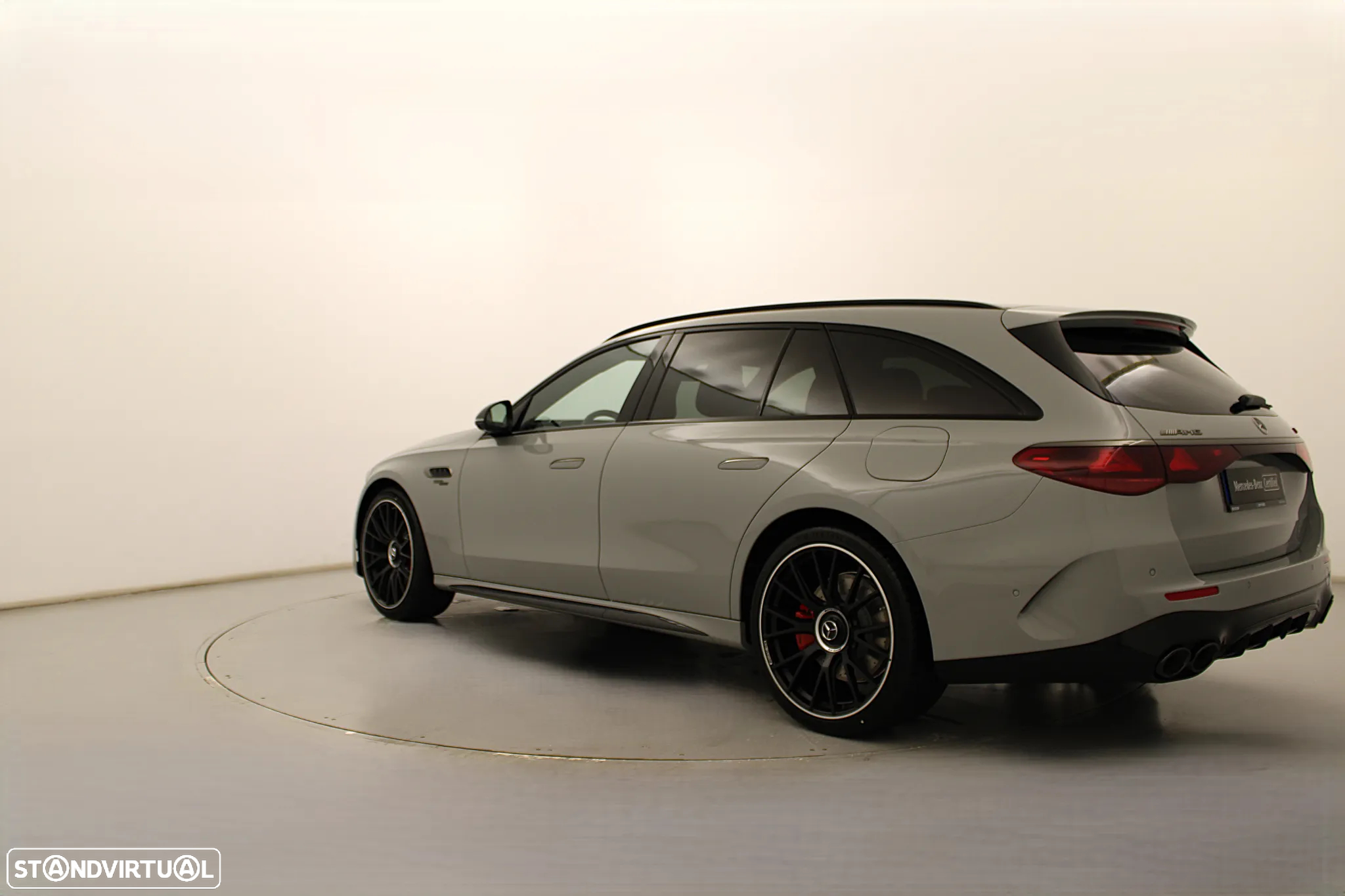 Mercedes-Benz E 53 AMG Hybrid 4Matic+ - 10