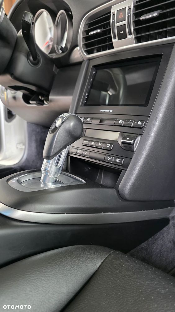 Porsche 911 Carrera 4S PDK - 28