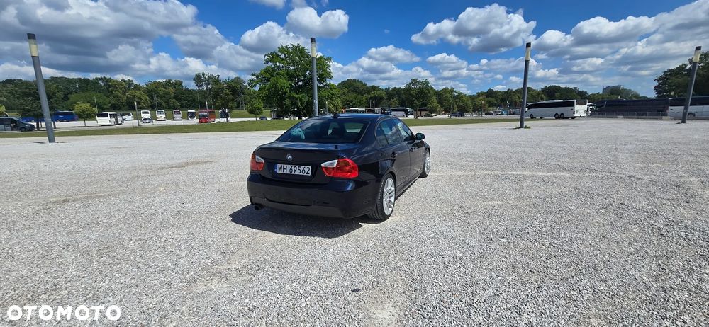 BMW Seria 3 320i - 5