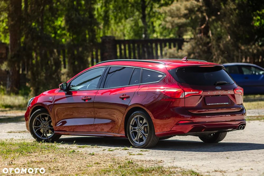 Ford Focus 1.0 EcoBoost Start-Stopp-System ST-LINE DESIGN - 10