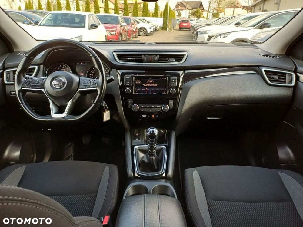 Nissan Qashqai 1.3 DIG-T N-Connecta - 19