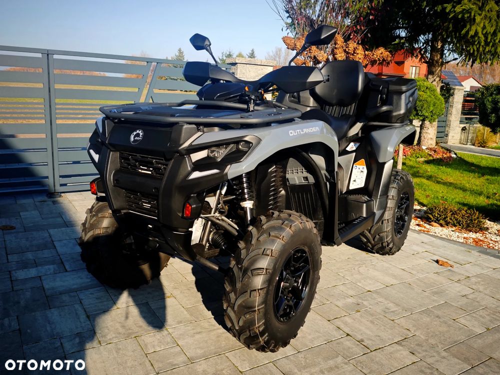Can-Am Outlander Max - 2
