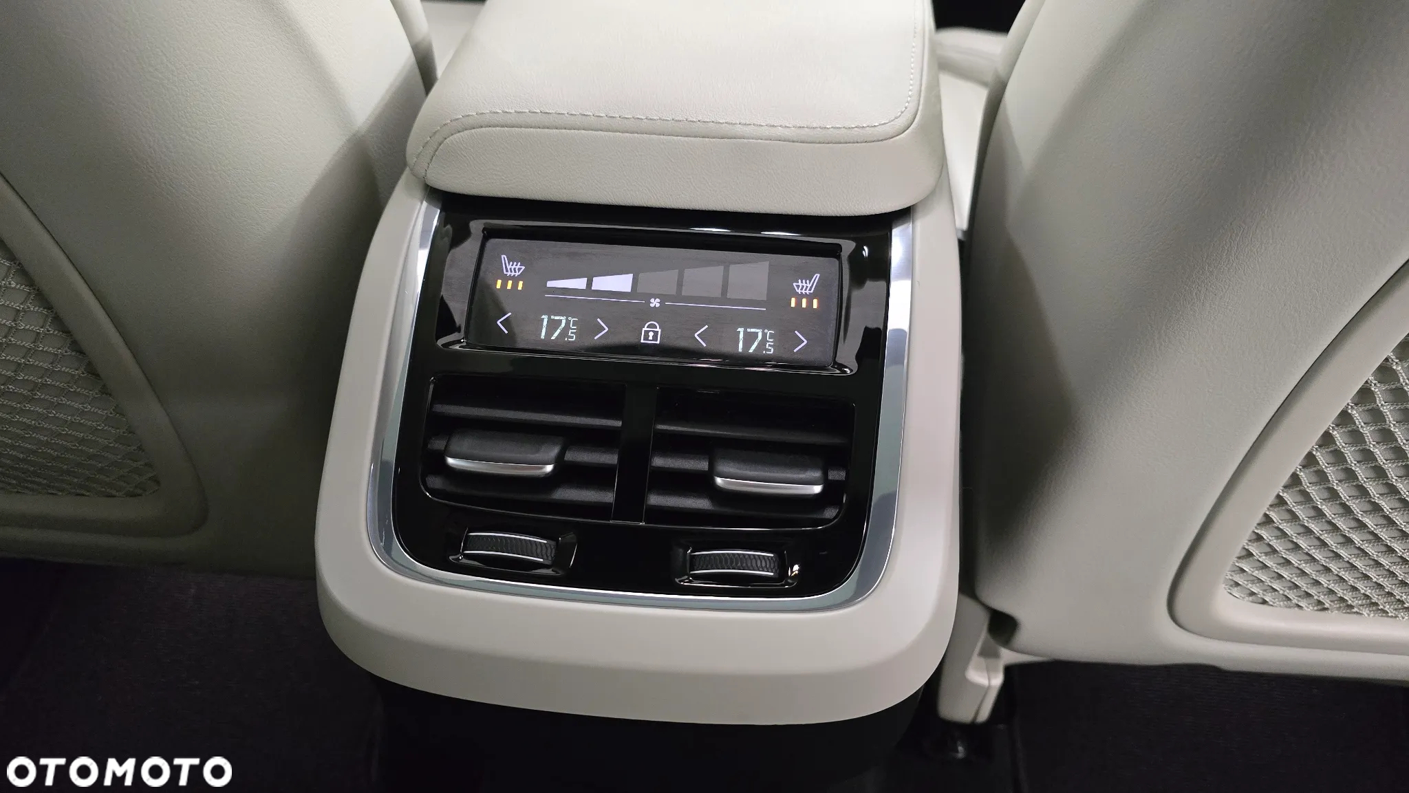 Volvo XC 60 B4 B Geartronic Inscription - 15