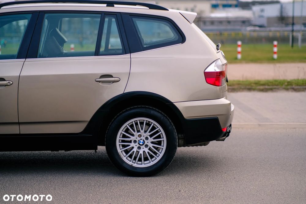 BMW X3 xDrive25i Edition Exclusive - 17