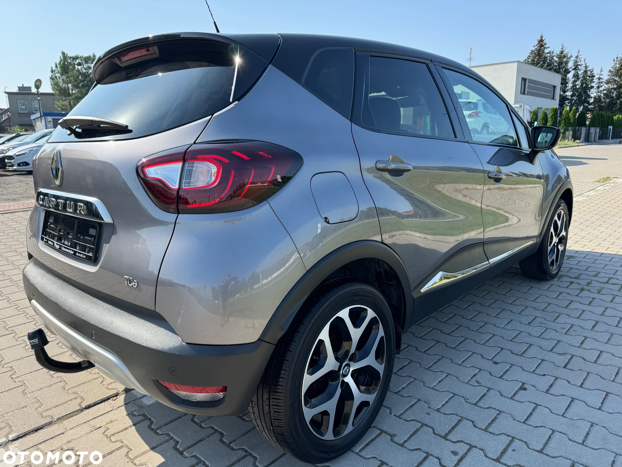 Renault Captur ENERGY TCe 120 Elysee - 4