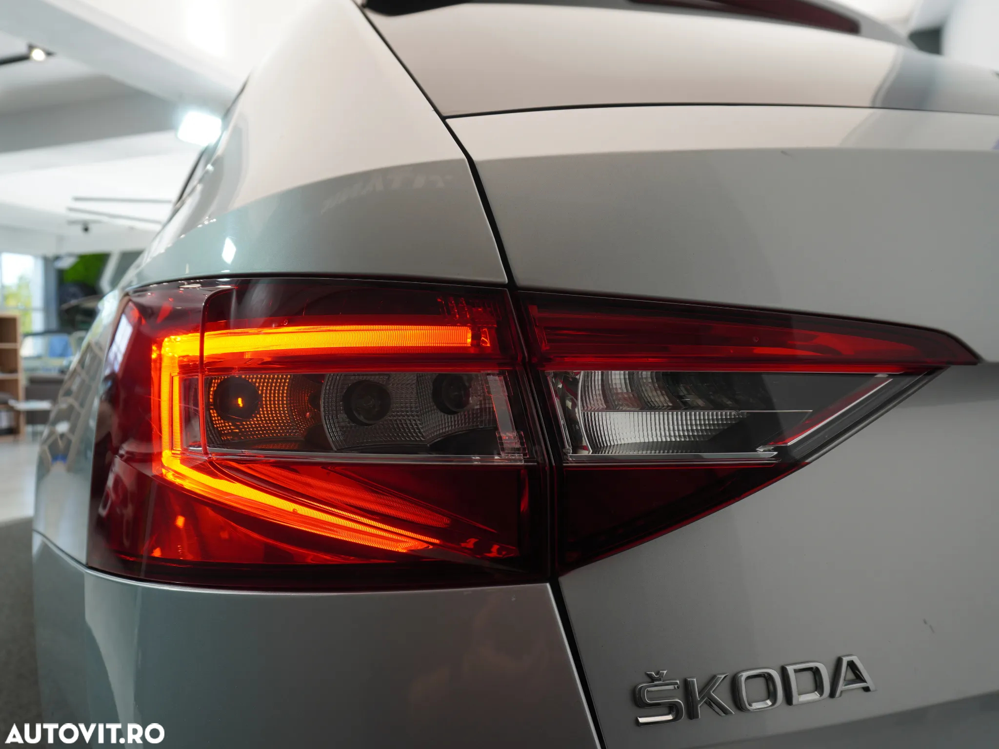 Skoda Superb 2.0 TDI 4X4 DSG Style - 17