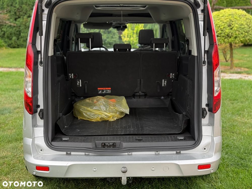 Ford Tourneo Connect 1.5 TDCi Titanium - 36