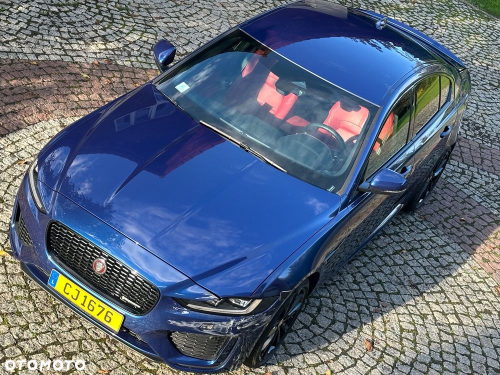 Jaguar XE 2.0 P300 AWD R-Dynamic HSE