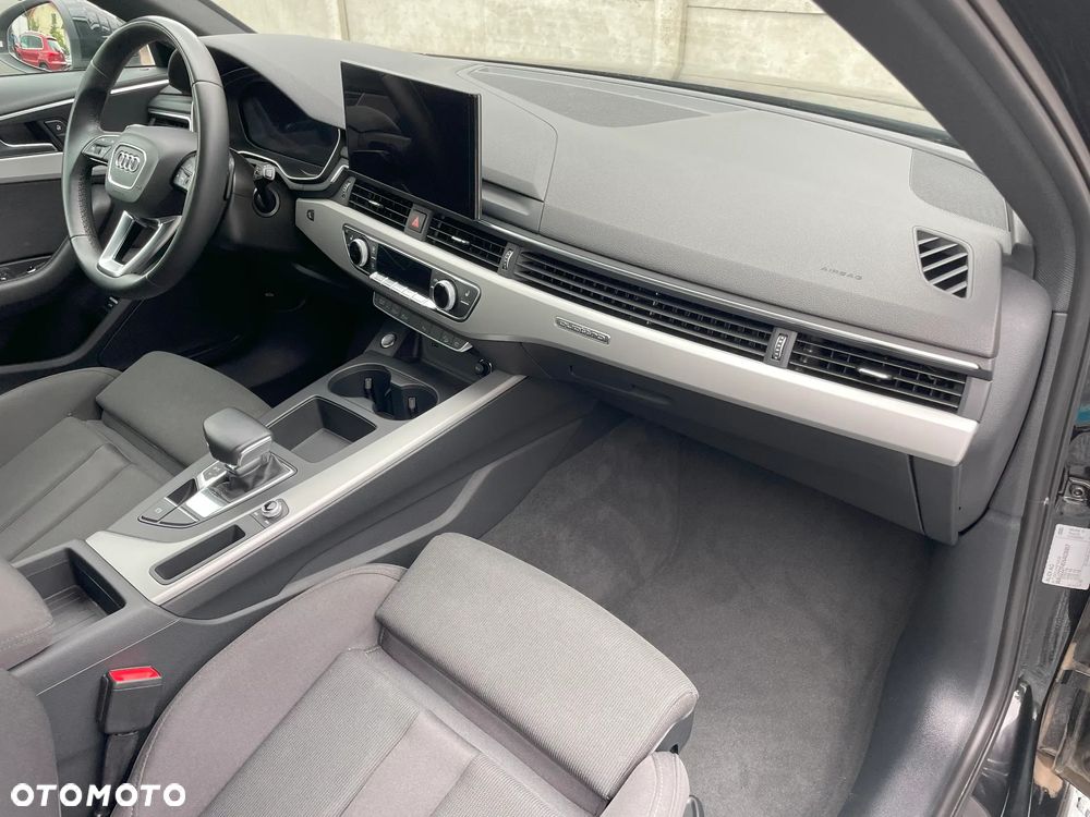 Audi A4 Allroad - 23
