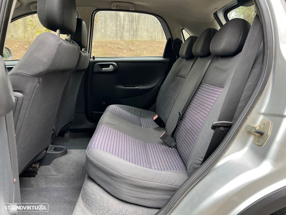 Opel Corsa 1.0 12V Confort - 6