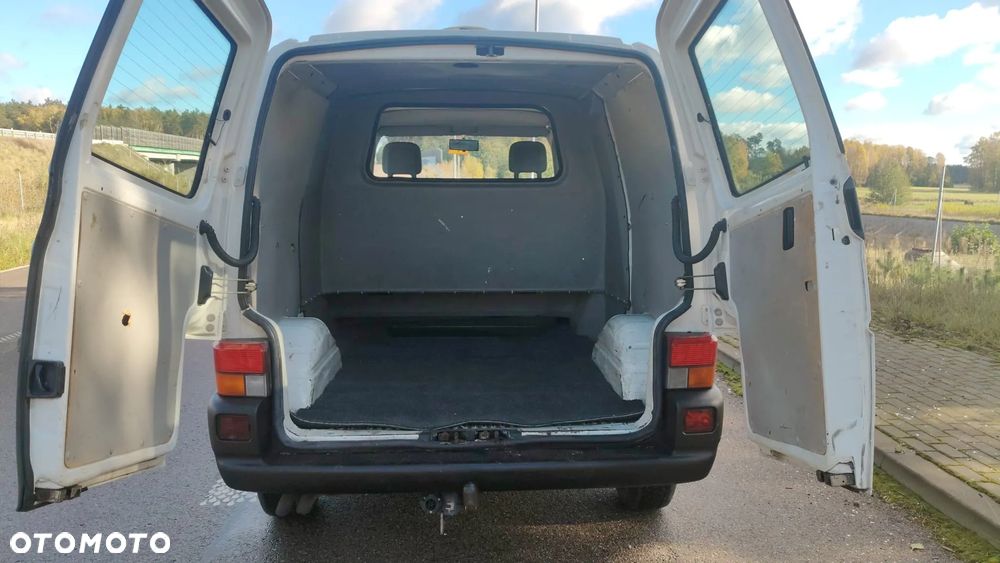 Volkswagen Transporter - 7