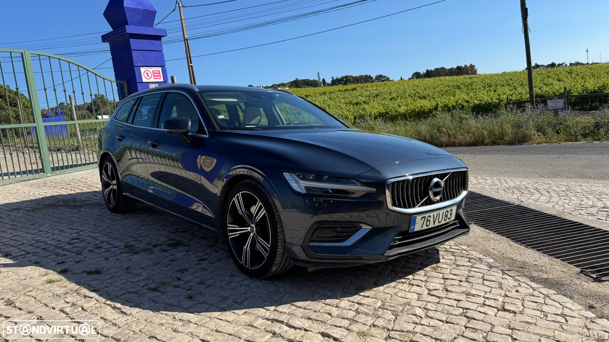 Volvo V60 2.0 D4 R-Design Geartronic - 3