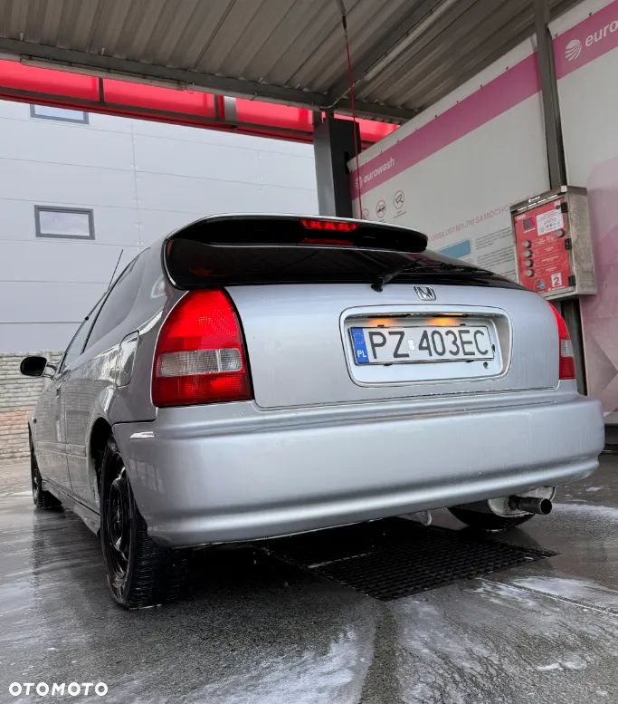 Honda Civic 1.4i LS - 2