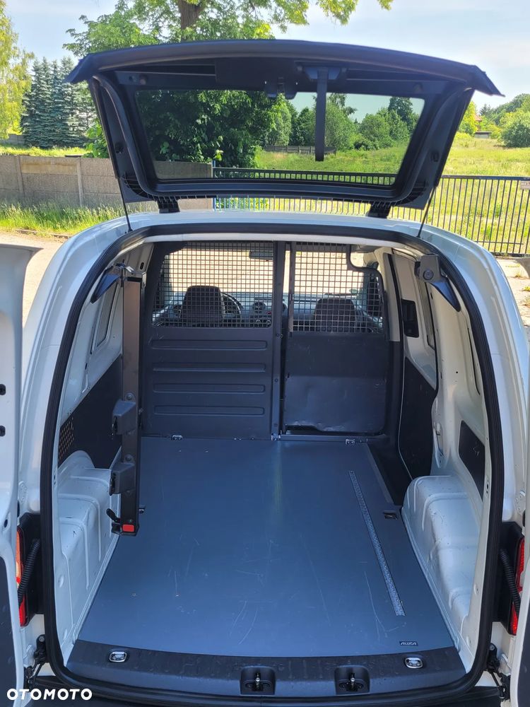 Volkswagen Caddy - 16