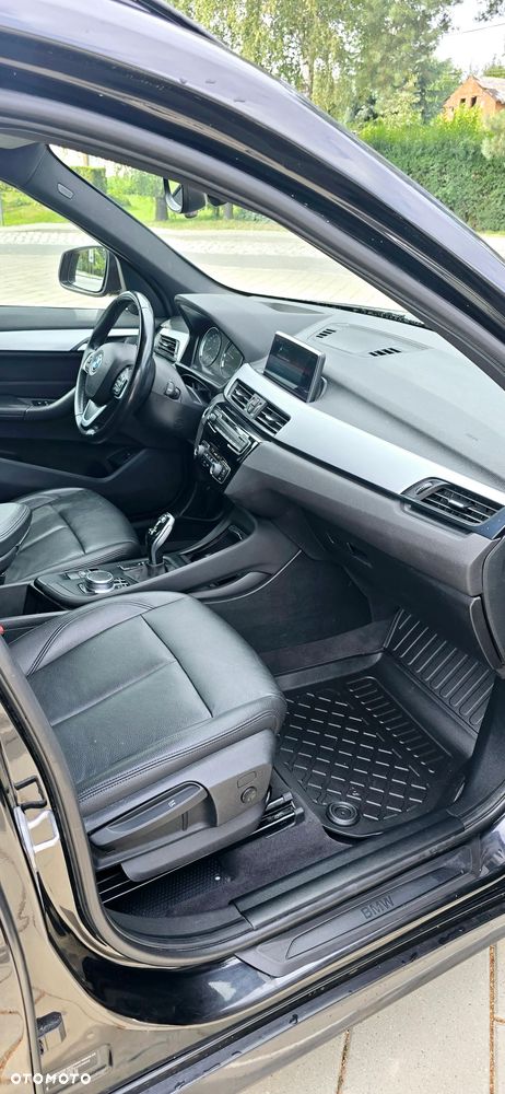 BMW X1 sDrive20i GPF - 12