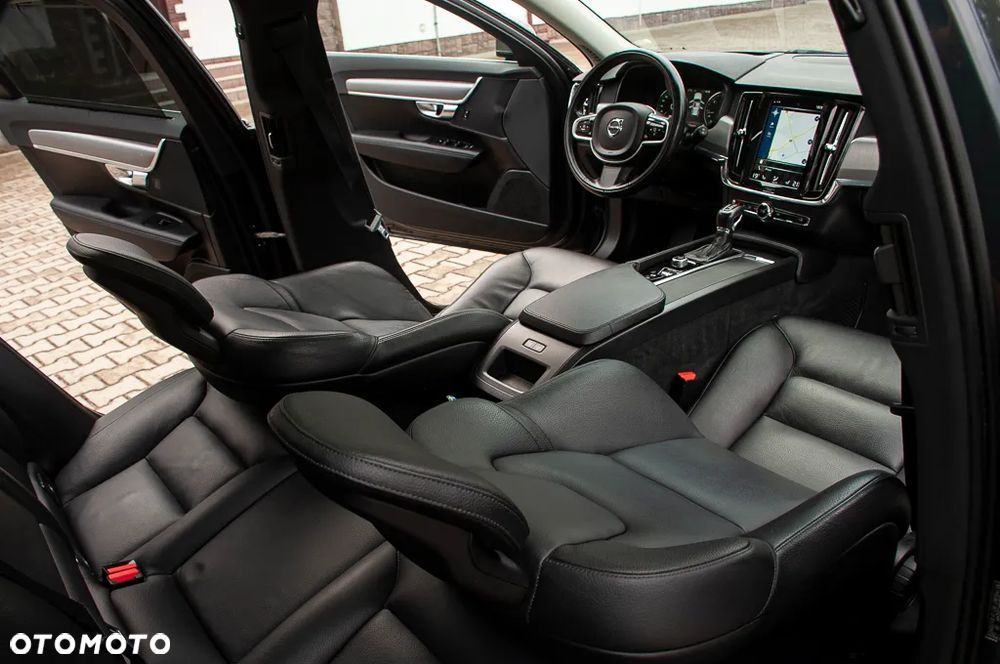Volvo V90 D4 Geartronic - 36