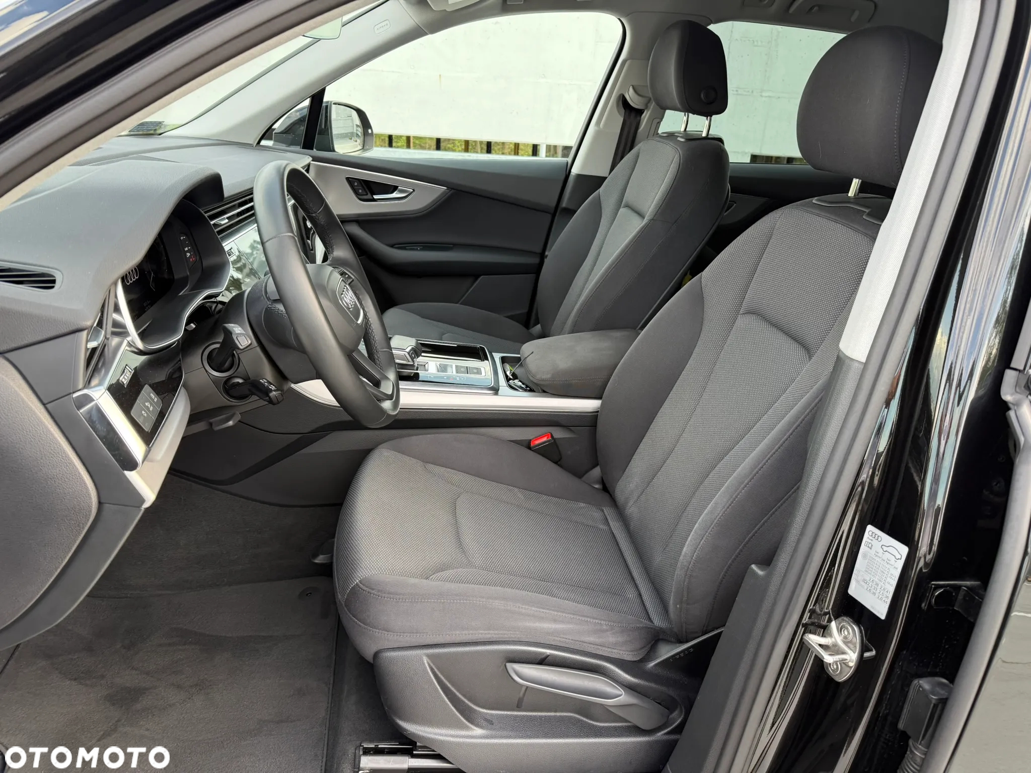 Audi Q7 55 TFSI e Quattro Tiptronic - 13