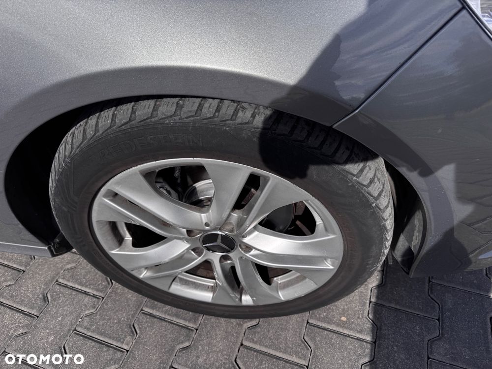 Mercedes-Benz Klasa E 250 CDI DPF BlueEFFICIENCY 7G-TRONIC Avantgarde - 10