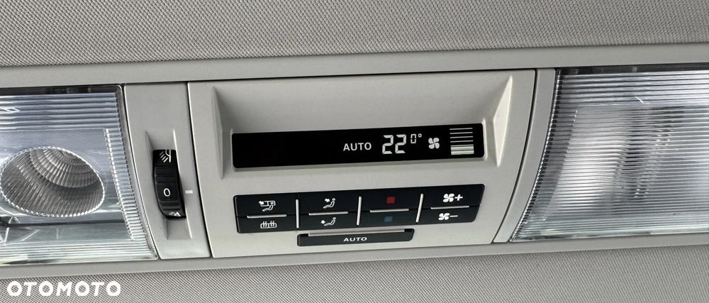 Volkswagen Multivan BiTDI L1 Business - 27