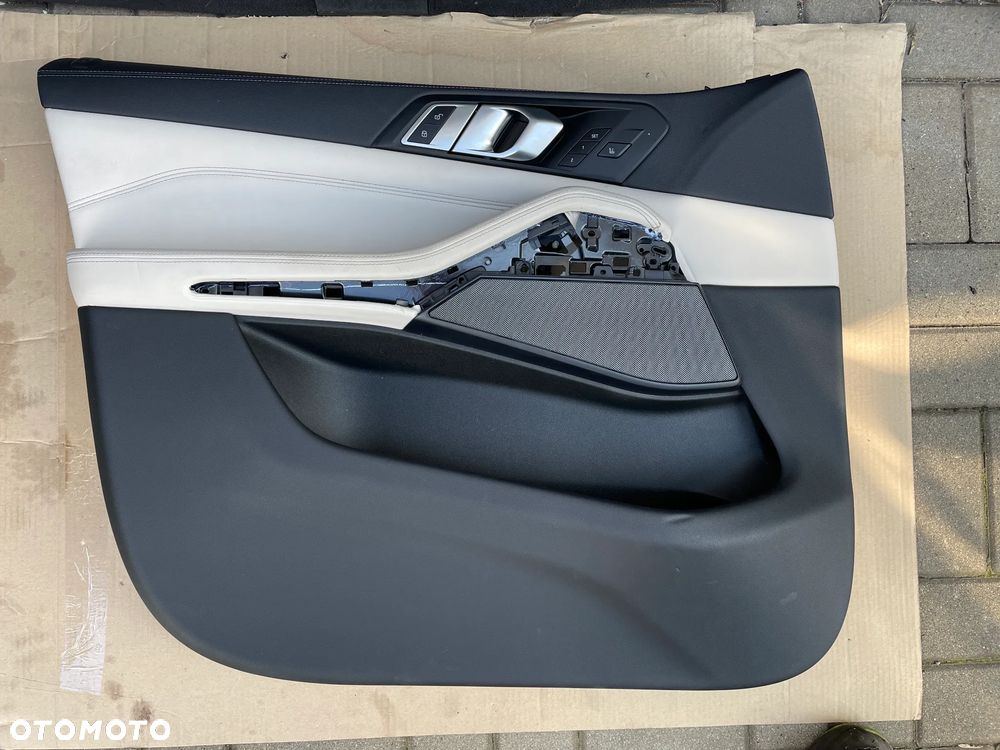 BMW X5 G05 tapicerka boczek panel drzwi lewy przód lewy przedni
