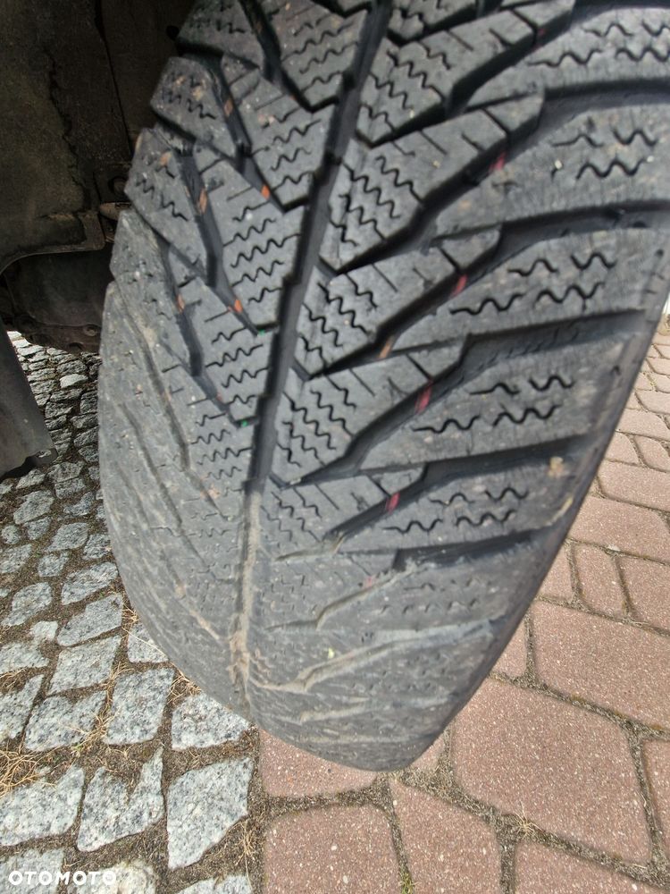Opel Corsa - 8