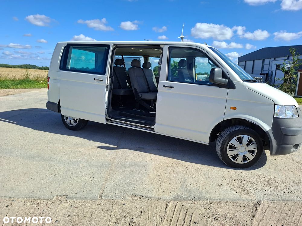 Volkswagen Caravelle L1 - 11