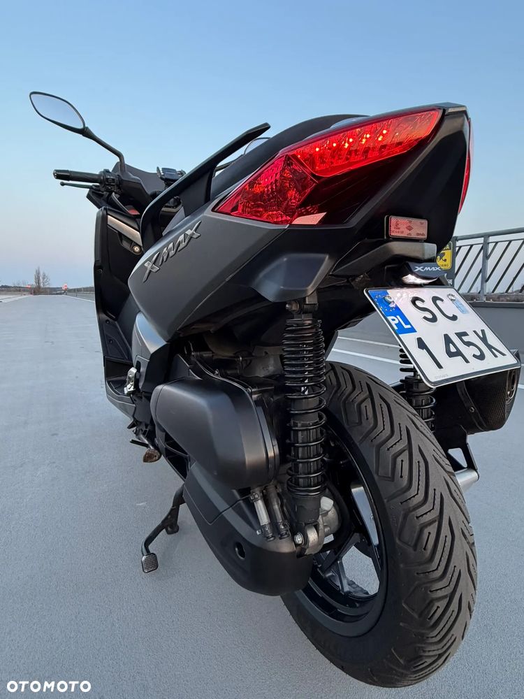 Yamaha X-max - 3