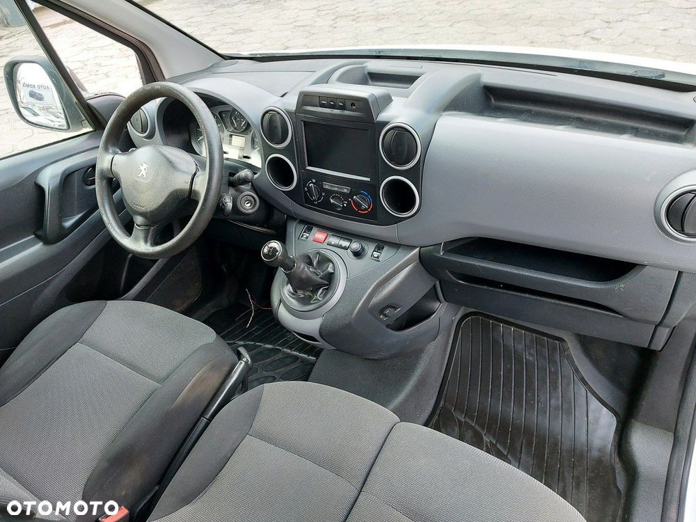Peugeot Partner - 8