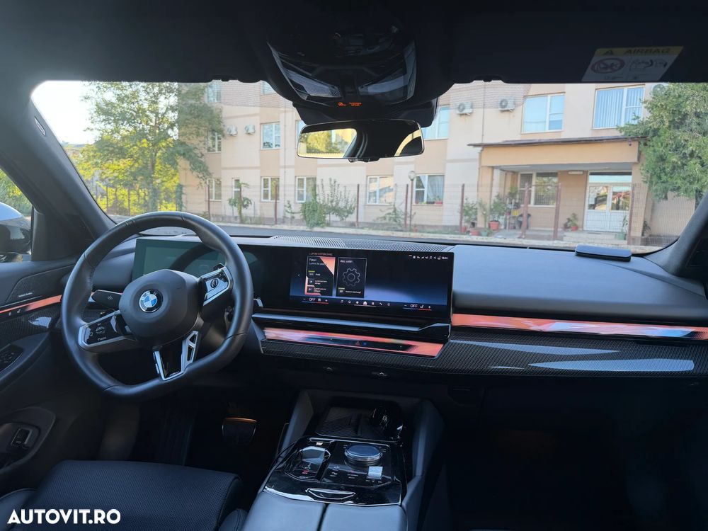 BMW Seria 5 520i Aut. - 10