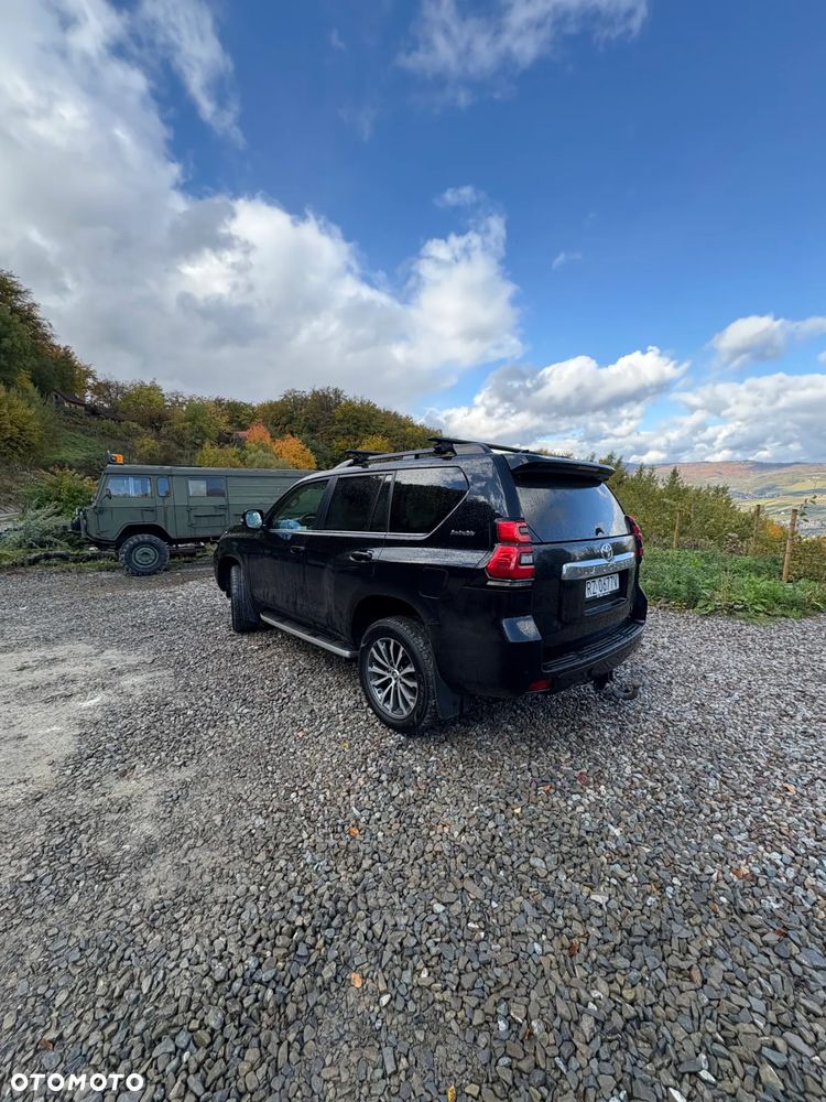 Toyota Land Cruiser LC 2.8 D-4D Invincible - 1