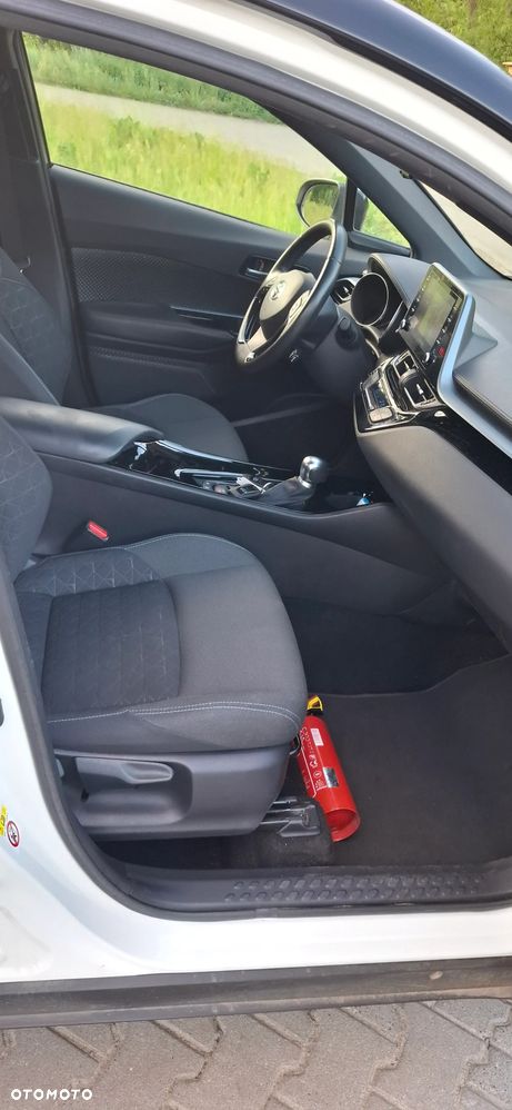 Toyota C-HR Style Selection - 33