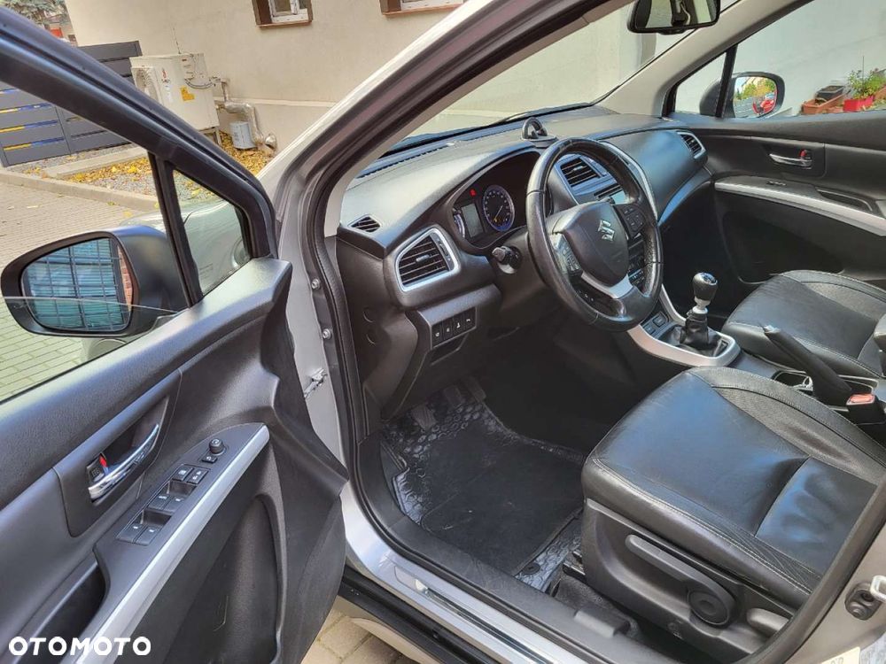 Suzuki SX4 S-Cross - 27