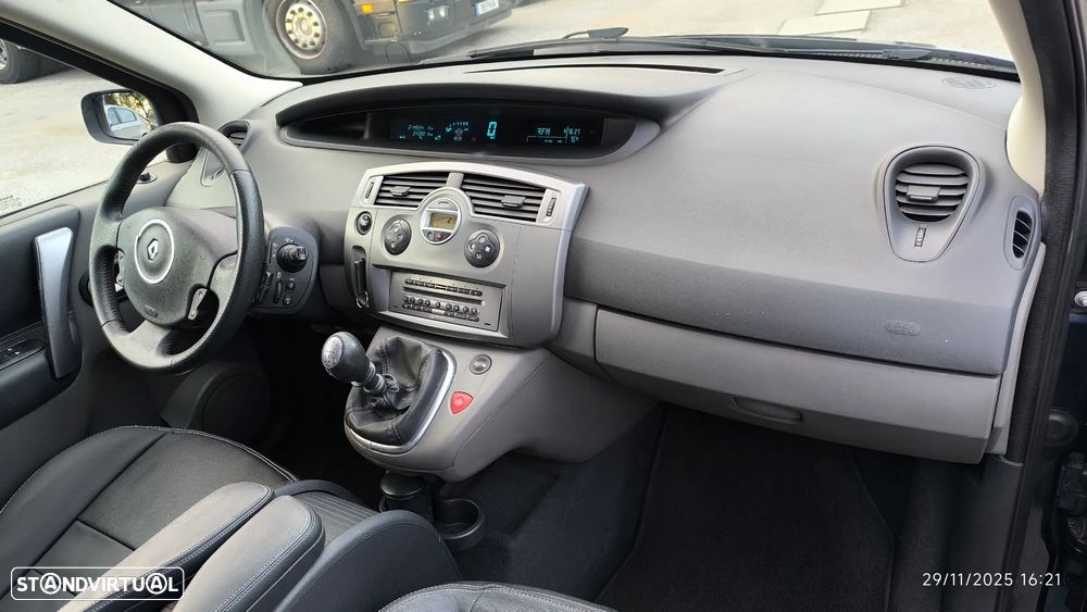 Renault Scénic 1.5 dCi Dynamique S - 38