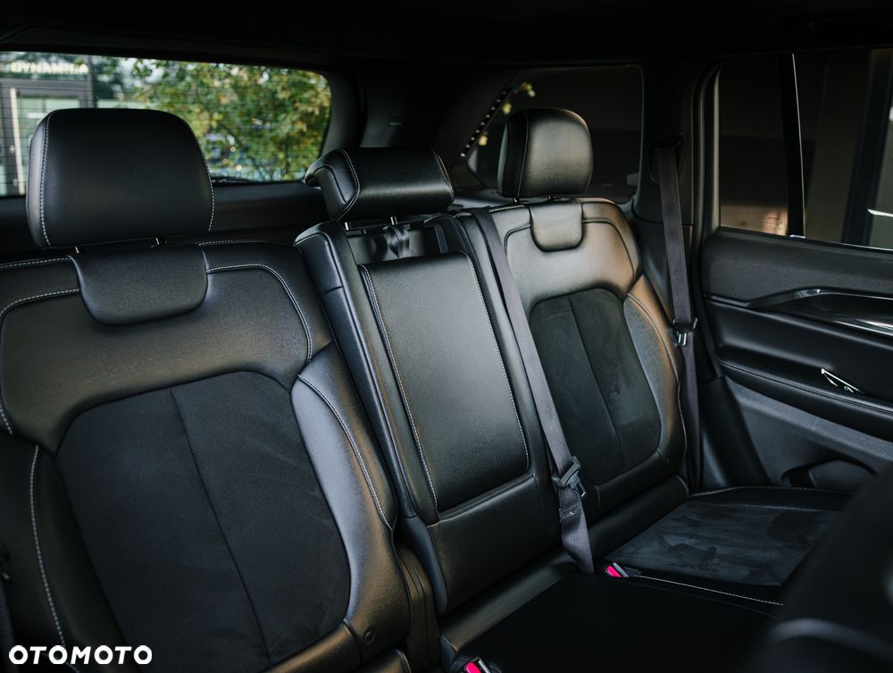 Jeep Grand Cherokee - 9