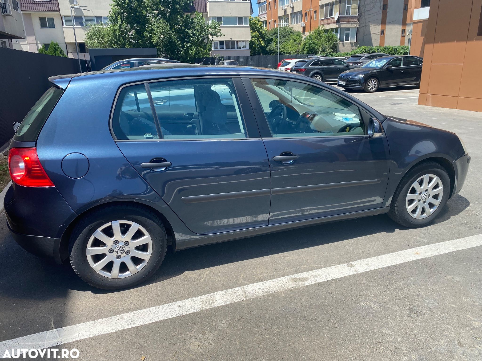 Volkswagen Golf 2.0 FSI Comfortline - 1