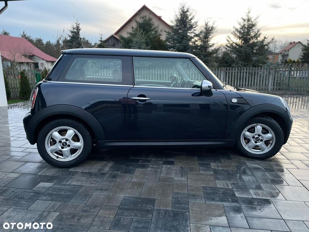 MINI ONE - 4