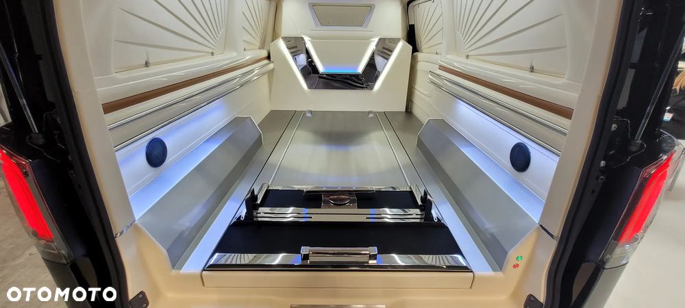 Mercedes-Benz Vito - 11