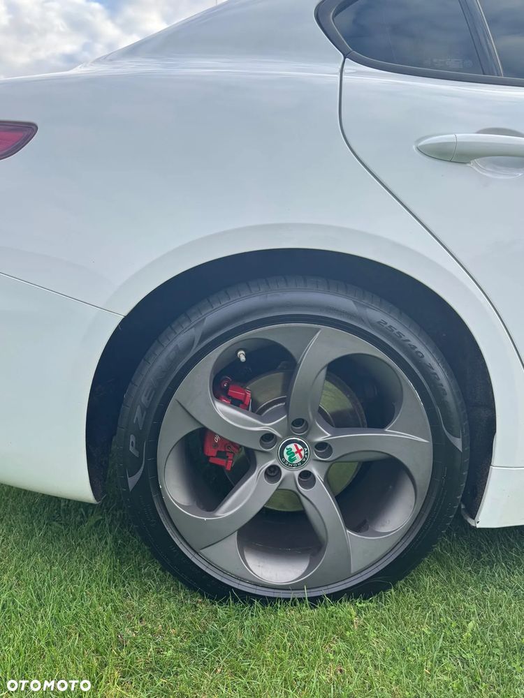 Alfa Romeo Giulia 2.2 D Turbo Super - 9