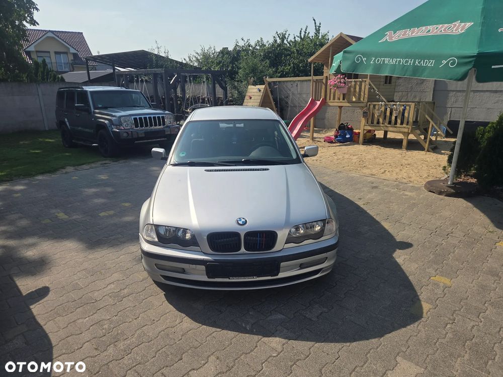 BMW Seria 3 325i Edition Sport - 3
