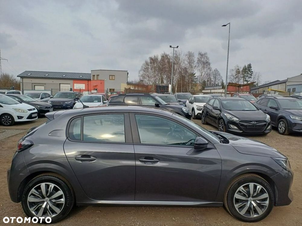 Peugeot 208 PureTech 100 Allure - 8