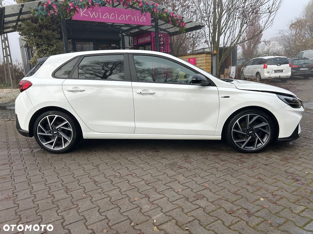 Hyundai i30 1.5 T-GDI 48V-Hybrid DCT N-Line - 4