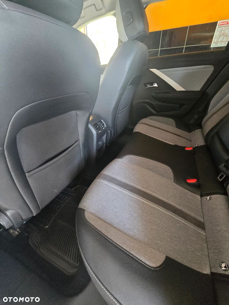Opel Astra 1.5 D Automatik Elegance - 23