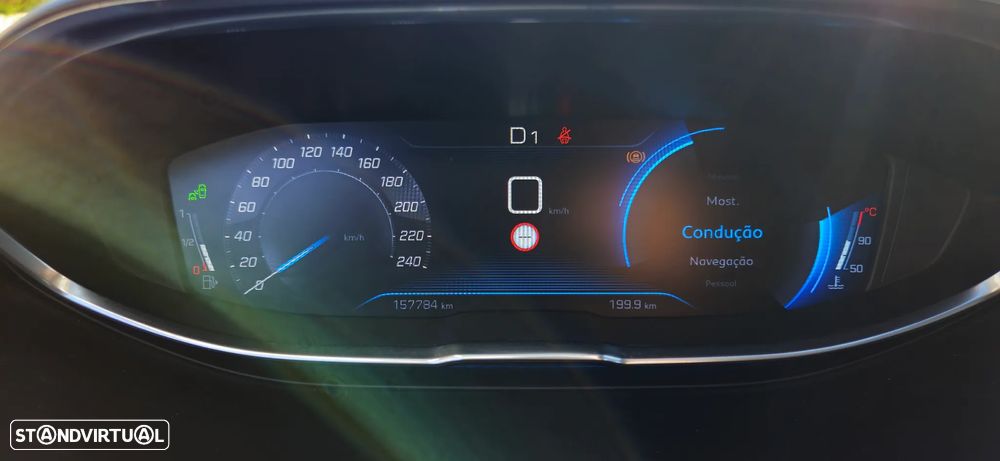 Peugeot 3008 BlueHDi 130 Stop & Start EAT8 Allure Pack - 42
