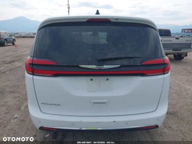 Chrysler Pacifica ver-2-5-sports--line-awd - 10