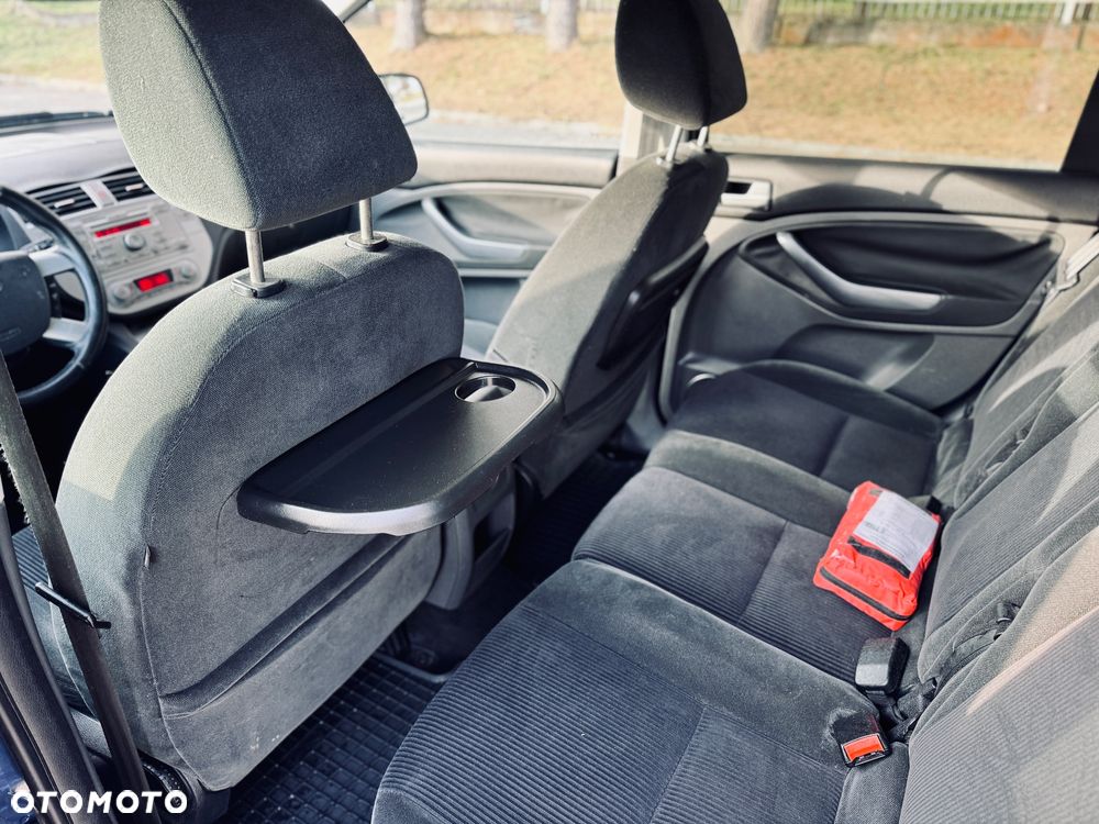 Ford Focus C-Max - 28