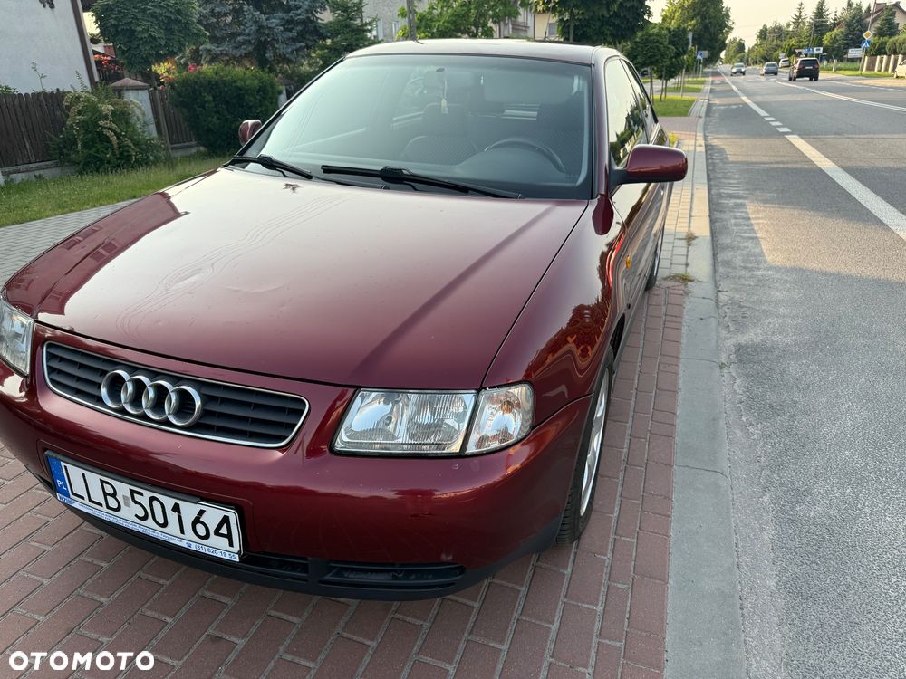 Audi A3 3-drzwiowe 1.8 Ambition - 2