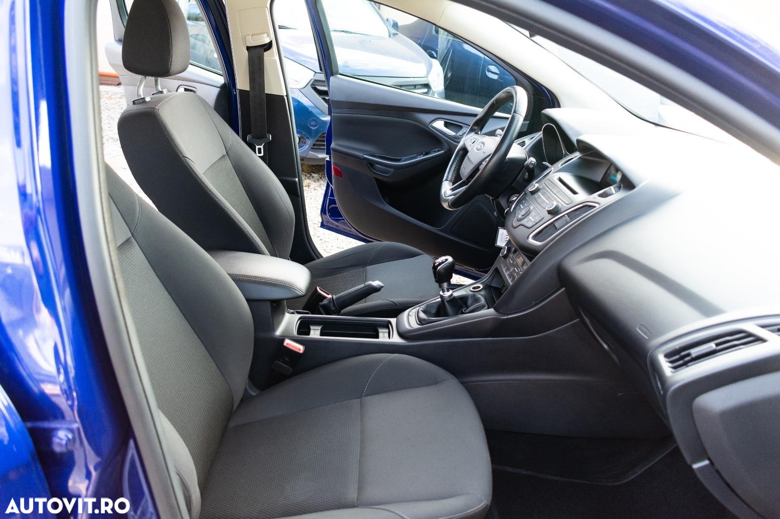 Ford Focus 1.0 EcoBoost Trend - 25